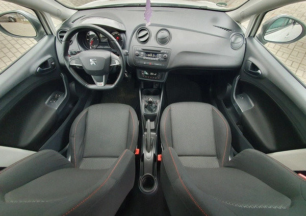 Seat Ibiza cena 28400 przebieg: 173000, rok produkcji 2014 z Pleszew małe 781